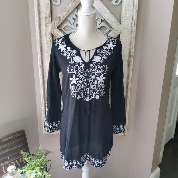 Raviya Women's 3/4 Sleeve Floral Embroidered Tassel Tie Tunic Cotton Coverup - Picture 2 of 9